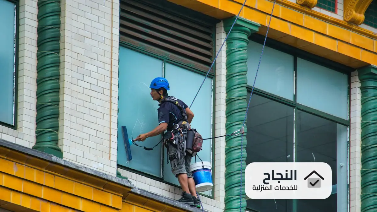 شركة تنظيف واجهات زجاج بالرياض, افضل شركة تنظيف واجهات زجاج بالرياض